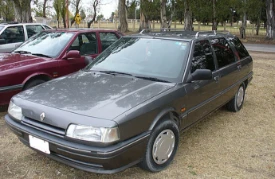 Renault 21
