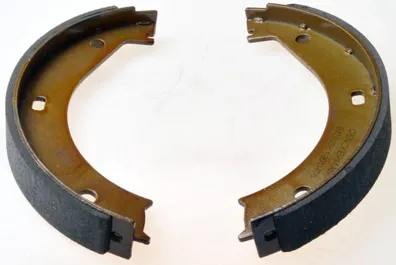 Колодки ручника B120038 Denckermann