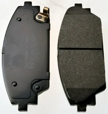Передні тормозні колодки B111350 Denckermann