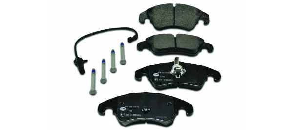 Передні тормозні колодки 8DB355013751 HELLA