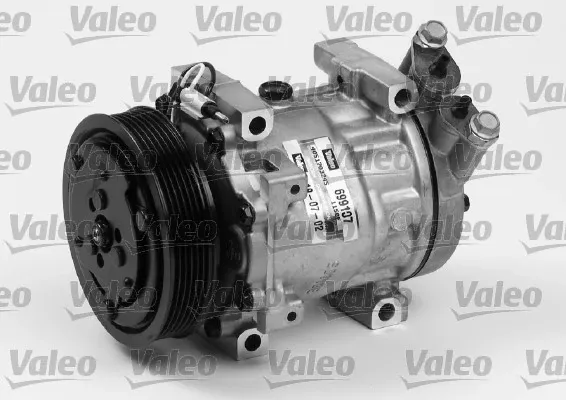 Компресор кондиціонера 699107 VALEO