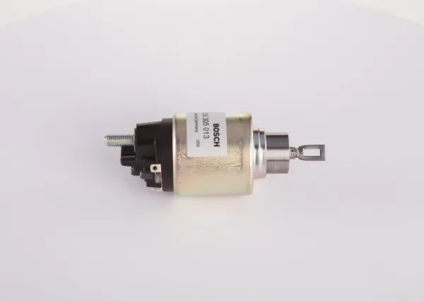 Втягуюче реле стартера 2339305013 Bosch