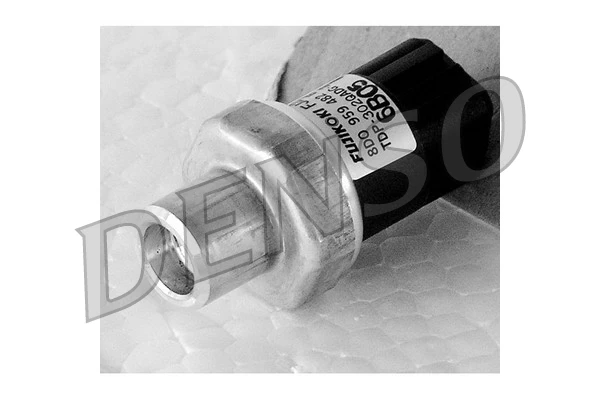 Датчик тиску кондиціонера DPS02002 Denso