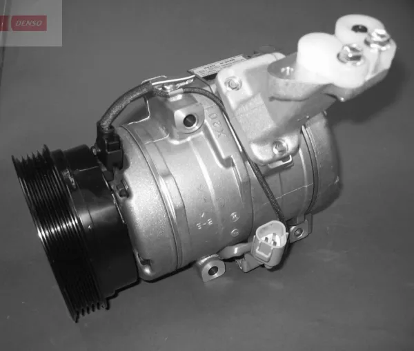 Компресор кондиціонера DCP50223 Denso