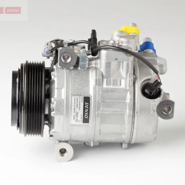 Компресор кондиціонера DCP05093 Denso