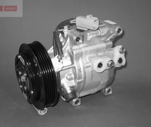 Компресор кондиціонера DCP50005 Denso