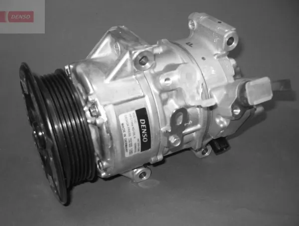 Компресор кондиціонера DCP50123 Denso