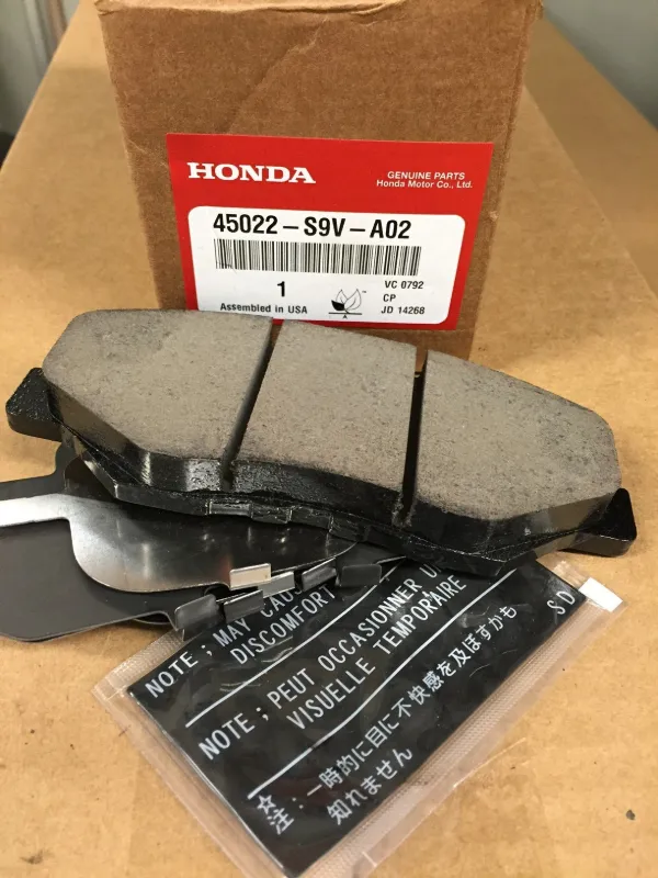 Передні тормозні колодки Honda Pilot I