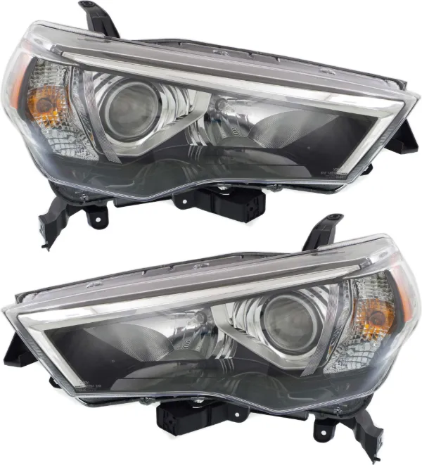 Фара ліва 8117035571 Toyota
