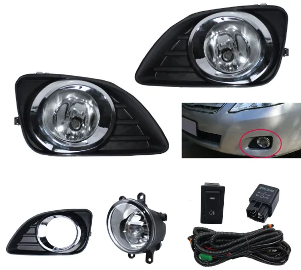 Фара протитуманна, права 8121006071 Toyota