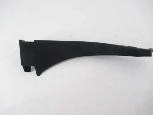 Накладка верхня передньої панелі/супорту радіатора 532990E010 Toyota