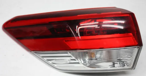 Ліхтар задній лівий, зовнішній 815600E161 Toyota