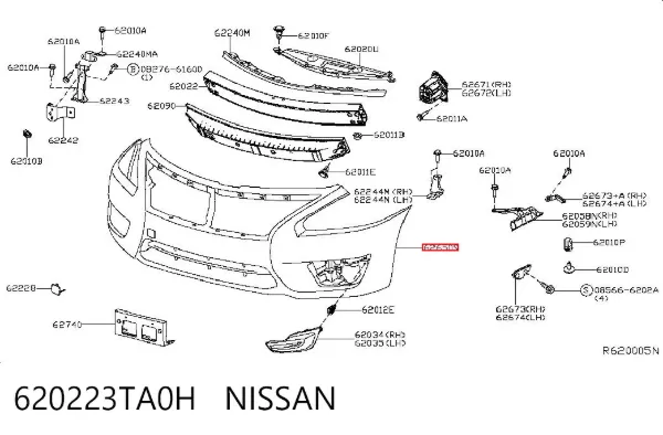 Передній бампер Nissan Altima L33