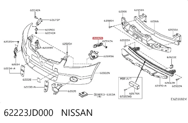 Кронштейн бампера переднього, лівий 62223JD000 Nissan/Infiniti