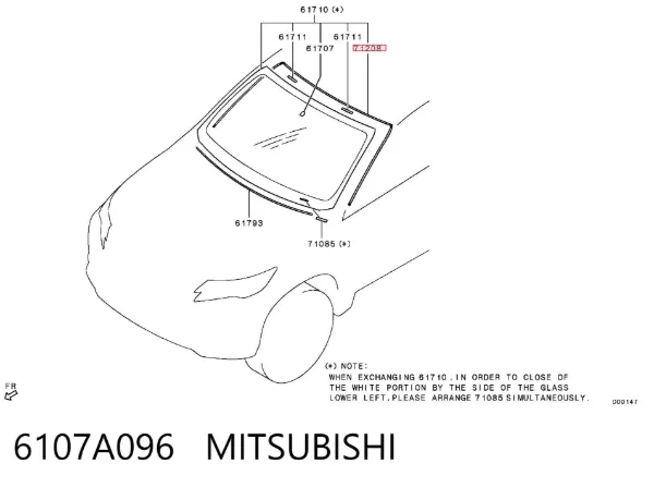 Накладка лобового скла 6107A096 Mitsubishi