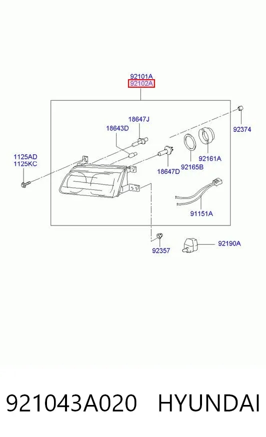 Фара права Hyundai Trajet FO