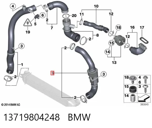 Шланг/патрубок интеркуллера 13719804248 BMW