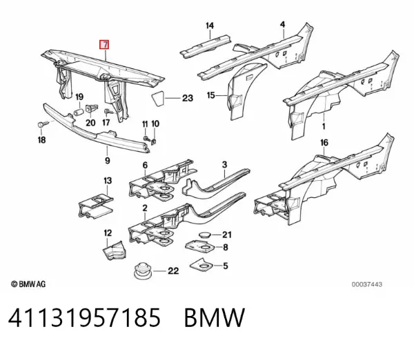 Рамка радіатора BMW 7 E32
