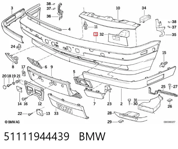 Передній бампер 51111944439 BMW