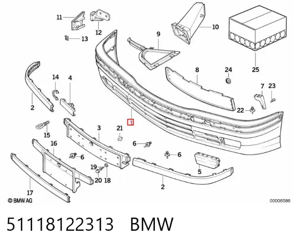 Передній бампер 51118122313 BMW