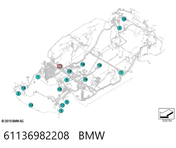  61136982208 BMW