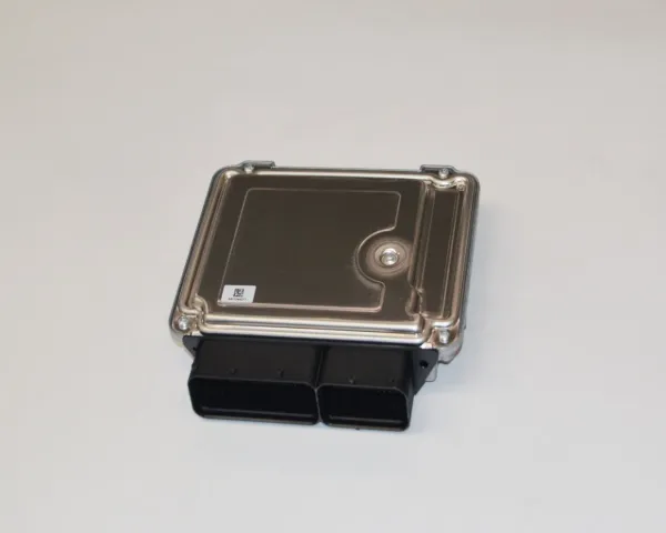 Електронний блок керування двигуном 03G906013M VAG