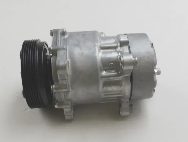 Компресор кондиціонера 1J0820803NX VAG