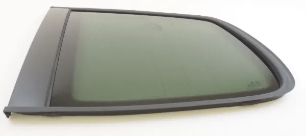 Скло багажного відсіку, ліве 1T0845041CKNVB VAG
