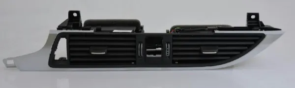 Решітка вентиляції салону на "торпедо" 4G1820951J6PS VAG