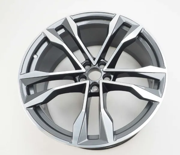 Диски колісні литі (легкосплавні, титанові) 4M8601025J VAG