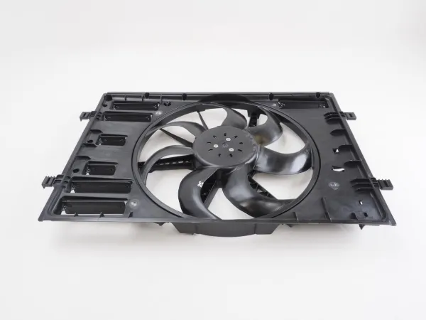 Дифузор радіатора охолодження, в зборі з двигуном і крильчаткою 5Q0121203DE VAG