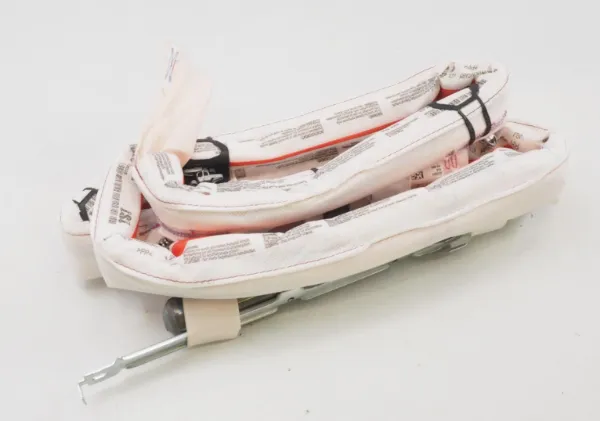 Подушка безпеки, збоку, права, AIRBAG 83A880742G VAG
