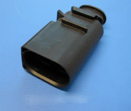 Роз'єм (фішка) генератора 8D0973822 VAG