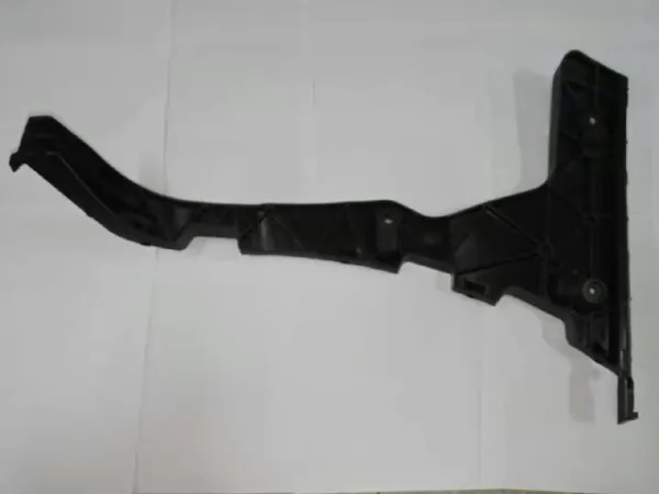Направляюча заднього бампера, ліва 8R0807453C VAG
