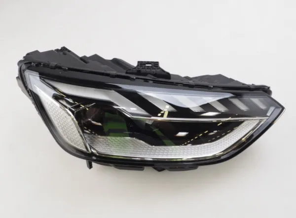 Фара права 8W0941036E VAG