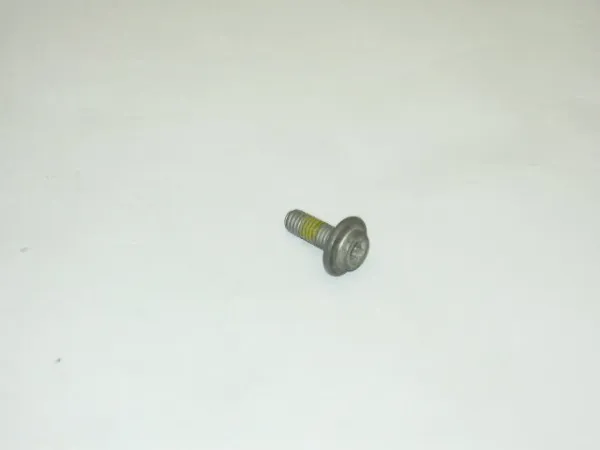 Болт WHT003157 VAG