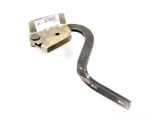 Петля капота, права 31688413 Volvo