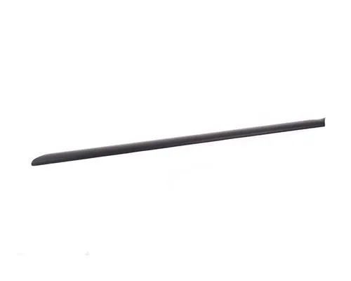 Молдинг передньої правої двері, верхній DGH950640A Mazda
