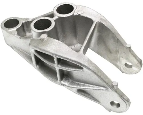 Кронштейн подушки (опори) двигуна, правої 31686306 Volvo