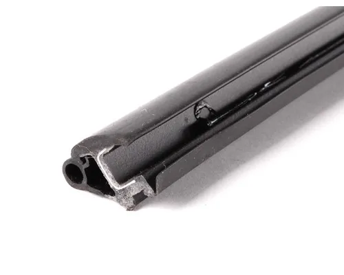 Накладка лобового скла Hyundai Galloper JK