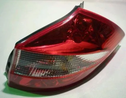 Задня права фара J153773020 Chery