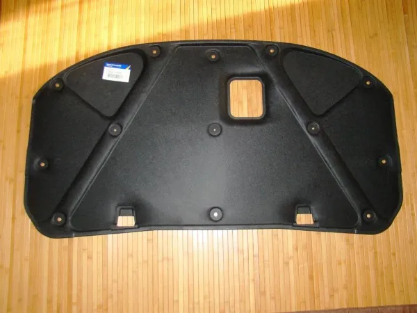 Шумоізоляція капота Nissan Almera CLASSIC