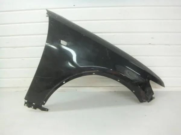 Крила 63100CL70A Nissan/Infiniti