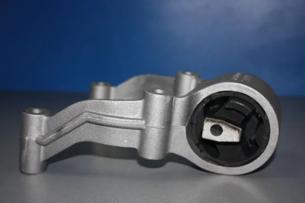 Подушка коробки передач 5010316545 Renault (RVI)
