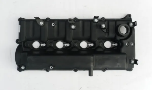 Клапанна кришка 224104A460 Hyundai/Kia
