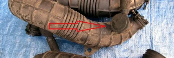 Клапан вентиляції картерних газів Hyundai Sonata V