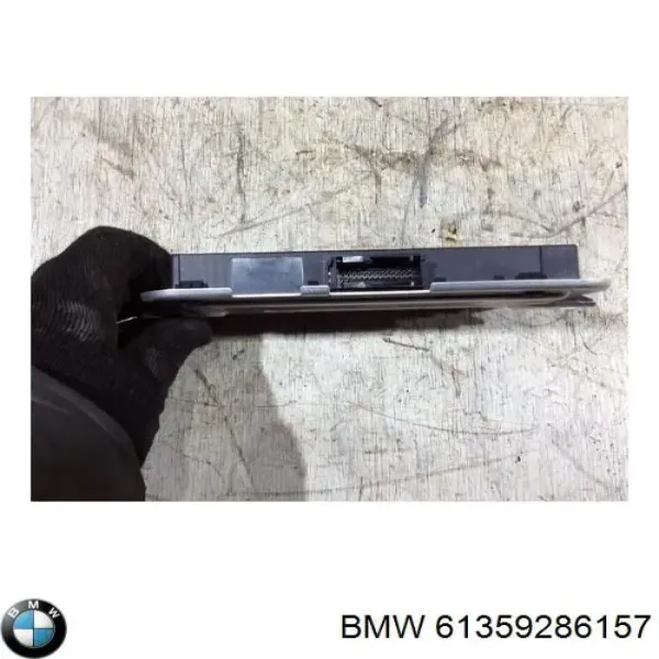  61359286157 BMW