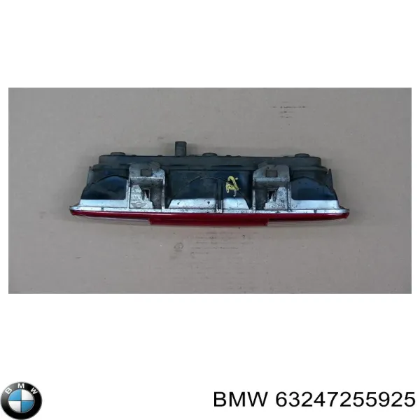 Ліхтар задній лівий/правий 63247255925 BMW