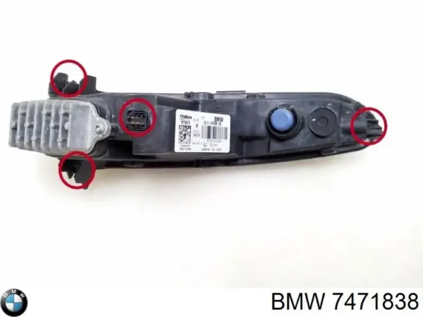 Вказівник повороту правий 7471838 BMW