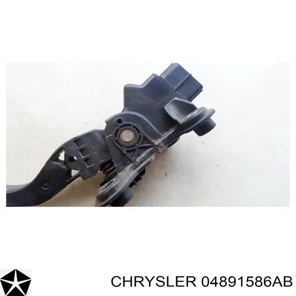 Педаль газу Dodge Caliber SXT